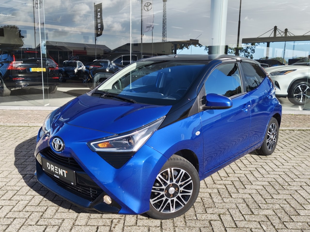 Toyota Aygo - 1.0 VVT-i x-clusiv | Keyless Entry/Start | Android Auto | Half Leder - AutoWereld.nl