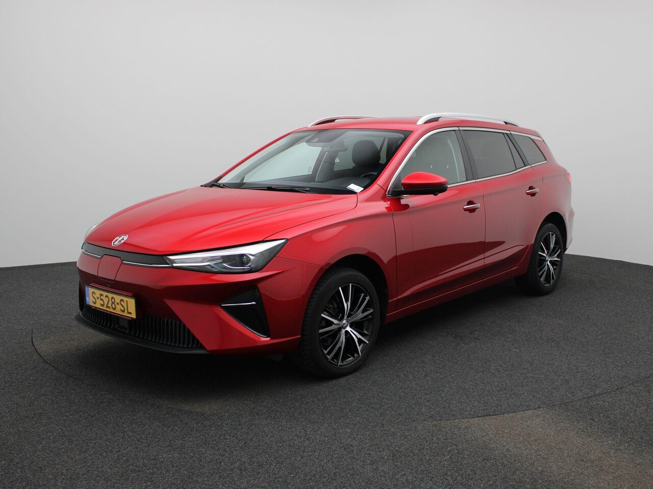 MG MG5 - Long Range Luxury 61 kWh | Leder | CarPlay | Led Koplampen | Navi | Camera | Stoelverwarmi - AutoWereld.nl