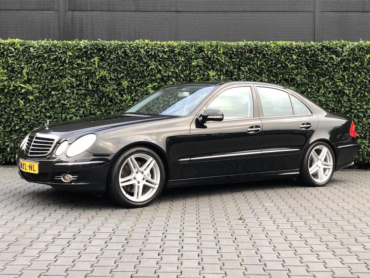 Mercedes-Benz E-klasse - 230 Avantgarde 230 Avantgarde, FACELIFT, NL AUTO, NAP LOGISCH, PANORAMADAK, LEDER, NAVI, CLIMATE CONTROL, - AutoWereld.nl