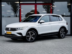 Volkswagen Tiguan - 1.5 TSI Elegance | Camera | Navigatie | Stoelverwarming | Adaptieve Cruise Control | Clima