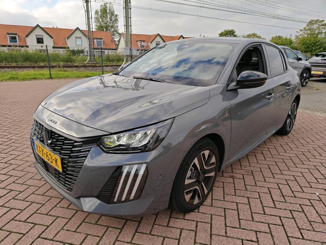Peugeot 208 - 1.2 Hybrid 110 e-DCS6 Allure ALL-INRIJKLAARPRIJS - AutoWereld.nl