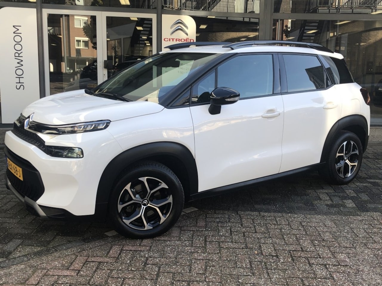 Citroën C3 Aircross - 1.2 PureTech 130pk S&S EAT6 Shine - AutoWereld.nl