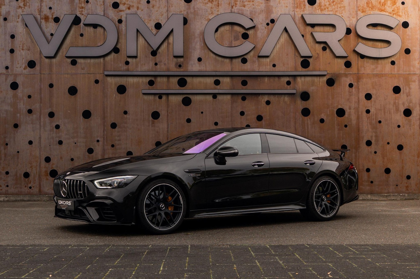Mercedes-Benz AMG GT 4-Door Coupe - AMG 63 S 4MATIC+ | Keramisch | Rear-Entertainment | Night | Panorama | Memory | Soft-Close - AutoWereld.nl