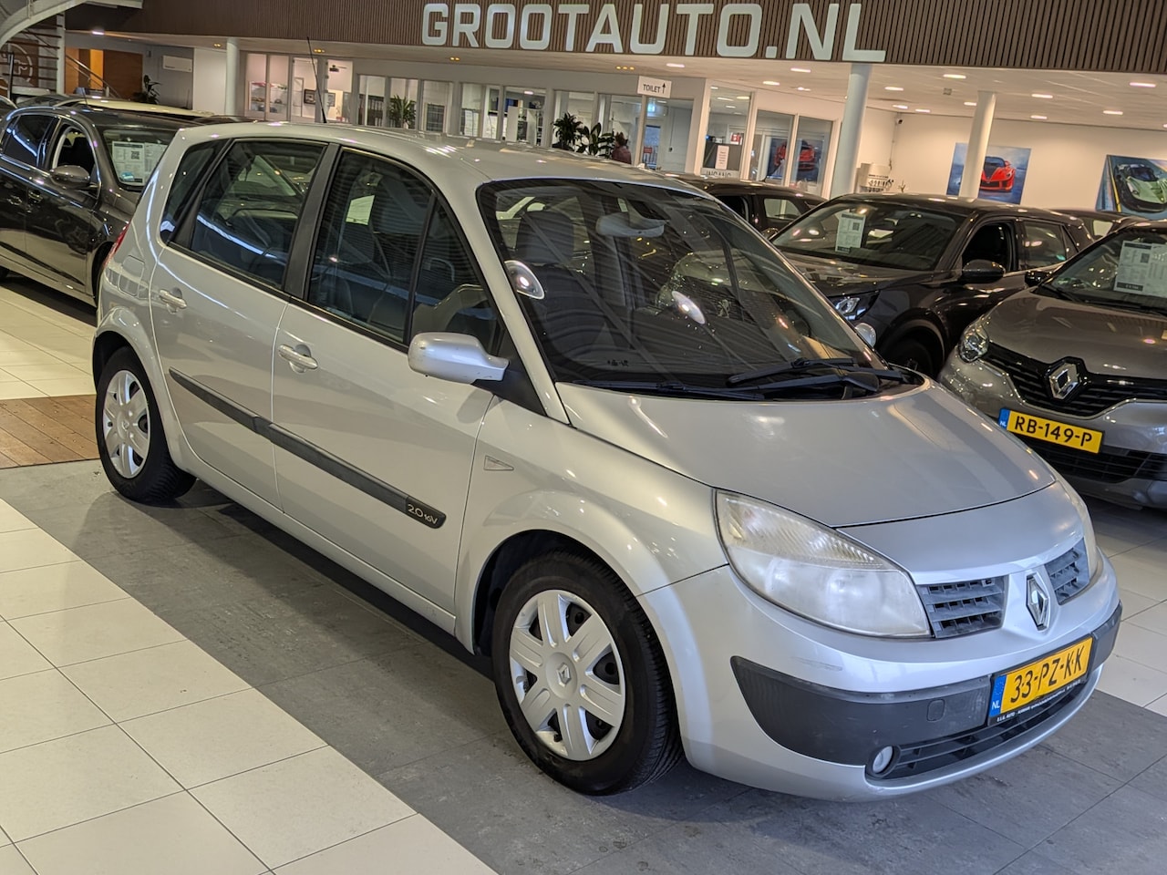 Renault Scénic - 2.0-16V Expression Luxe Automaat Airco, Cruise Control, Trekhaak, Stuurbekrachtiging - AutoWereld.nl