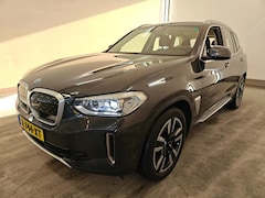 BMW iX3 - Executive 80 kWh M Sport | Pano | SOH 98% | Shadow | 1e Eigenaar | Dealer Onderh | Aero |