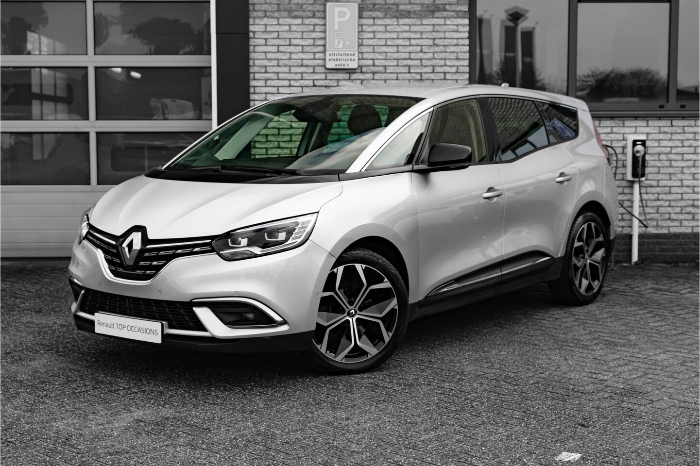 Renault Grand Scénic - 1.3 TCe Techno 7p. | 7-persoons | navigatie | all season banden - AutoWereld.nl