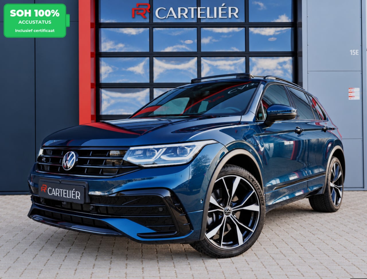 Volkswagen Tiguan - 1.4 TSI eHybrid R-Line 245PK | Leder | 360 | Pano | Keyless | Memory | Stoel & Stuurwielve - AutoWereld.nl