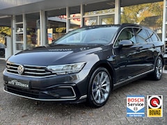 Volkswagen Passat - 1.4 TSI PHEV GTE Highline Led, Leer, Pano, Dynaudio, LM
