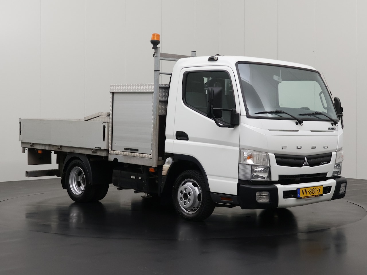 Mitsubishi Canter - 3C13 3.0 DI Automaat Kipper | Kraan | 3-Zits | 3500Kg Trekhaak - AutoWereld.nl
