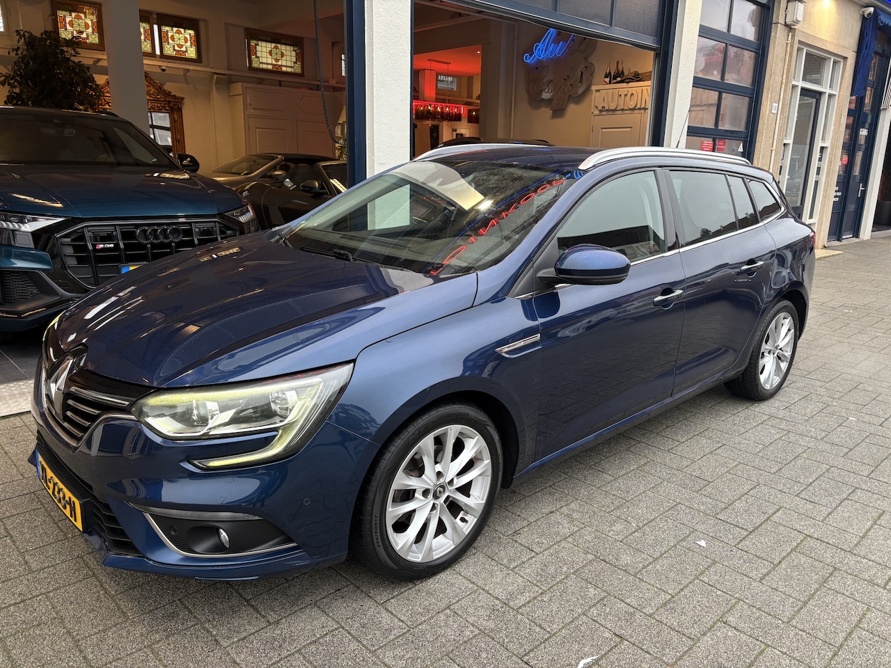 Renault Mégane Estate - 1.2 TCe Série Signature Exclusiv FULL OPTIONS/TOPSTAAT - AutoWereld.nl