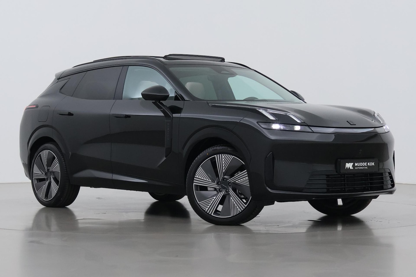 Lynk & Co 08 - 1.5 More | Harman/Kardon | Panoramadak | Massage+Ventilatie | 360° Camera | ACC | 21 Inch - AutoWereld.nl