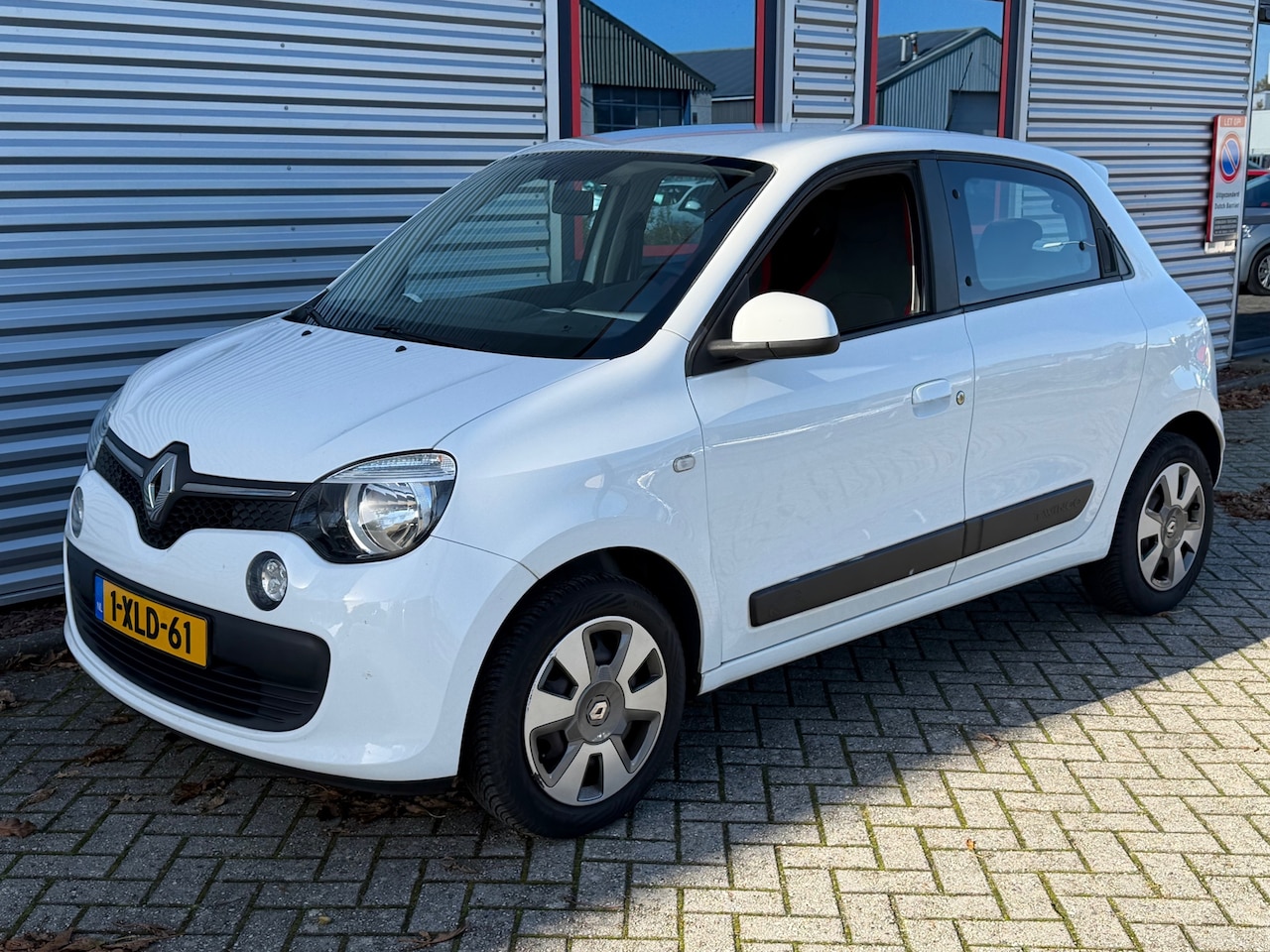 Renault Twingo - 1.0 SCe Expression Airco CR Control Nieuwe APK - AutoWereld.nl