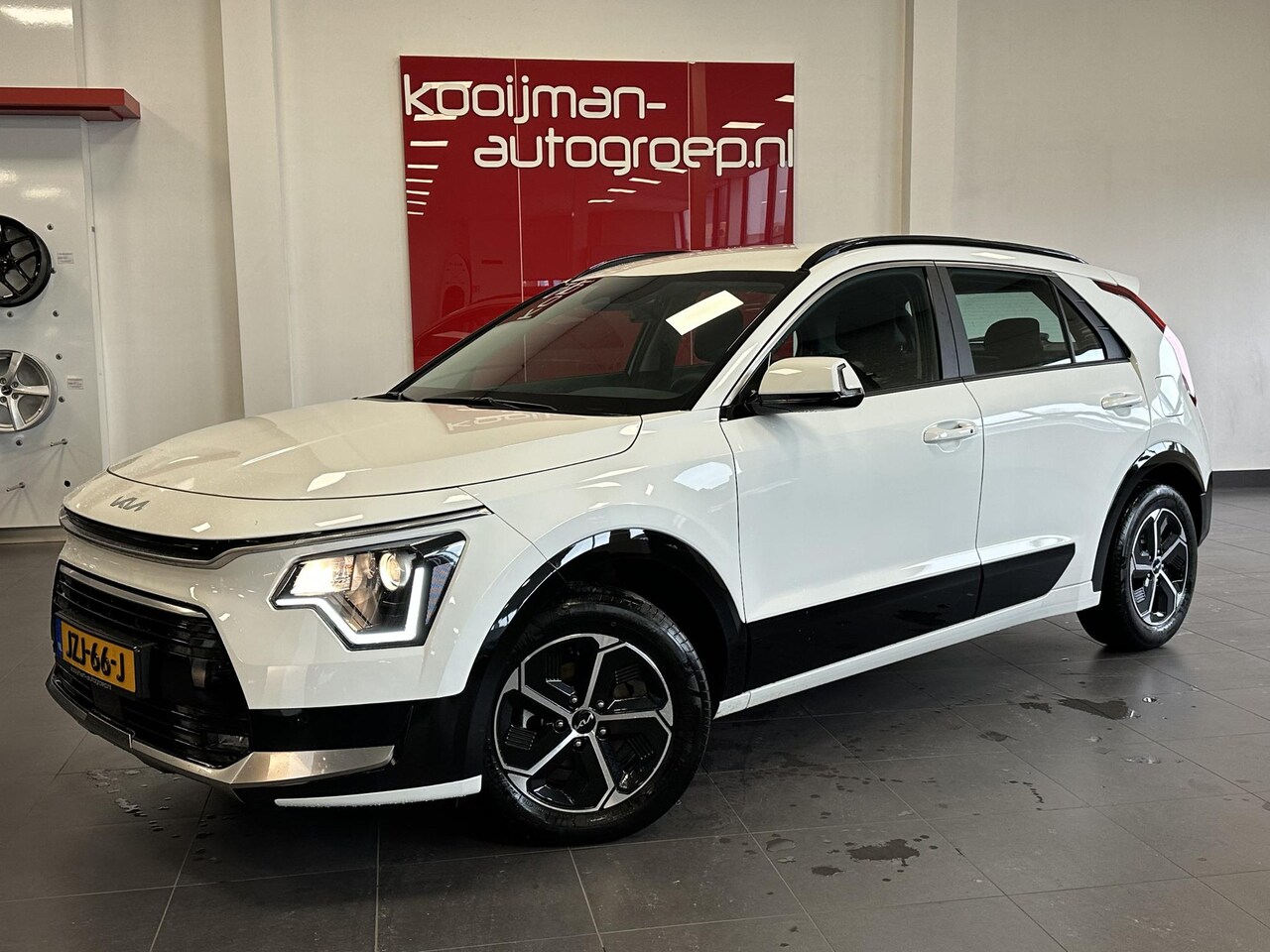 Kia Niro - 1.6 GDi Hybrid DynamicLine 1.6 GDi Hybrid DynamicLine - AutoWereld.nl