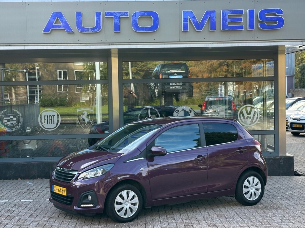 Peugeot 108 - 1.0 e-VTi Blue Lease Airco CarPlay Camera Telefoon NAP-Autopas - AutoWereld.nl