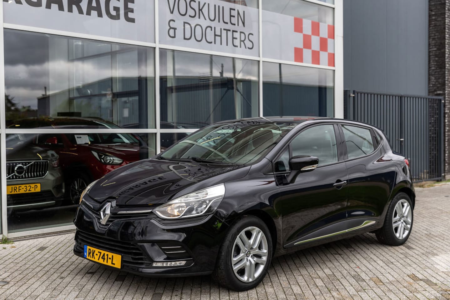 Renault Clio - 1.2 Night & Day |Trekhaak | Bluetooth - AutoWereld.nl