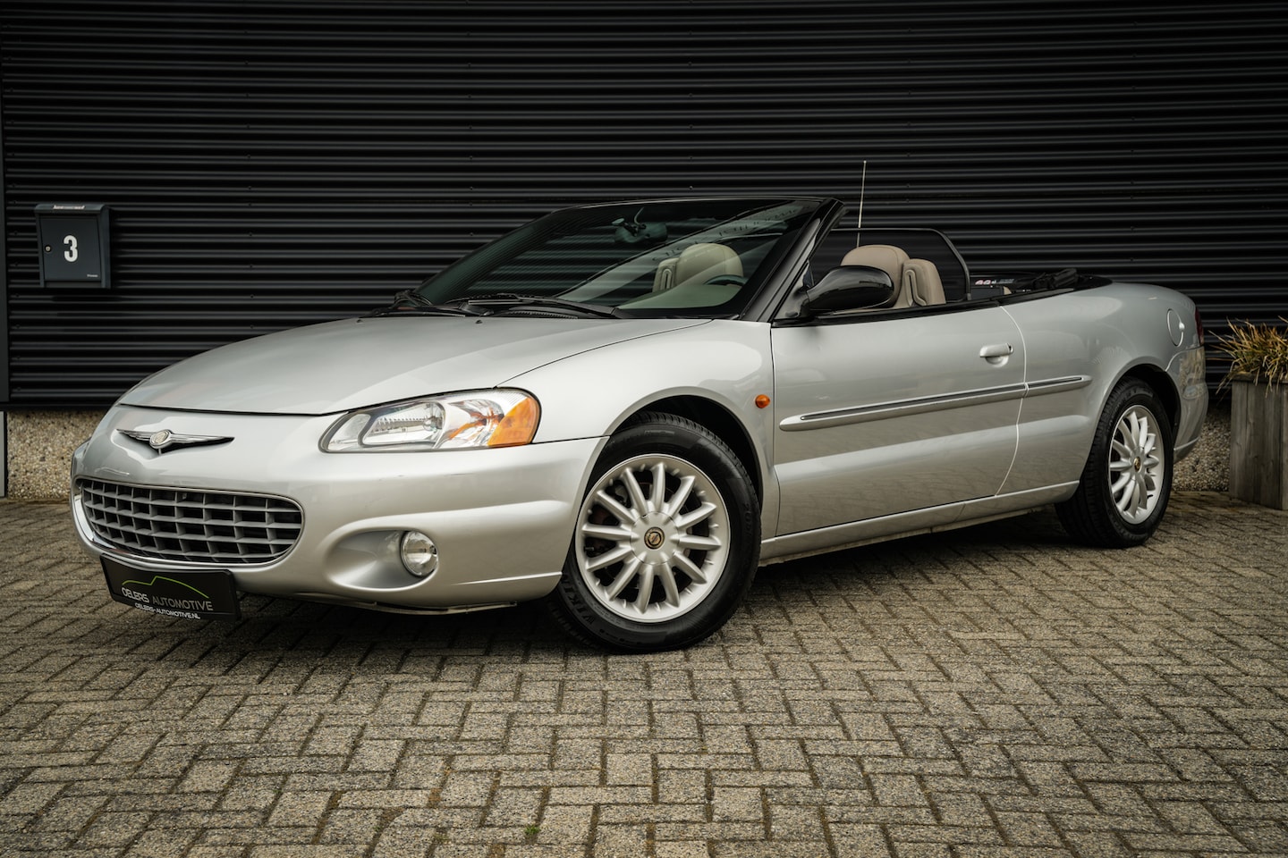 Chrysler Sebring Cabrio - 2.7i-V6 24V LX Convertible | Uniek | Org. NL | Airco | Leder | Metalic | Elektrische kap | - AutoWereld.nl
