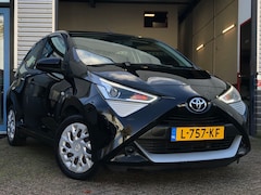 Toyota Aygo - 1.0 VVT-i x-play|Camera|Airco|Cruise|Navi