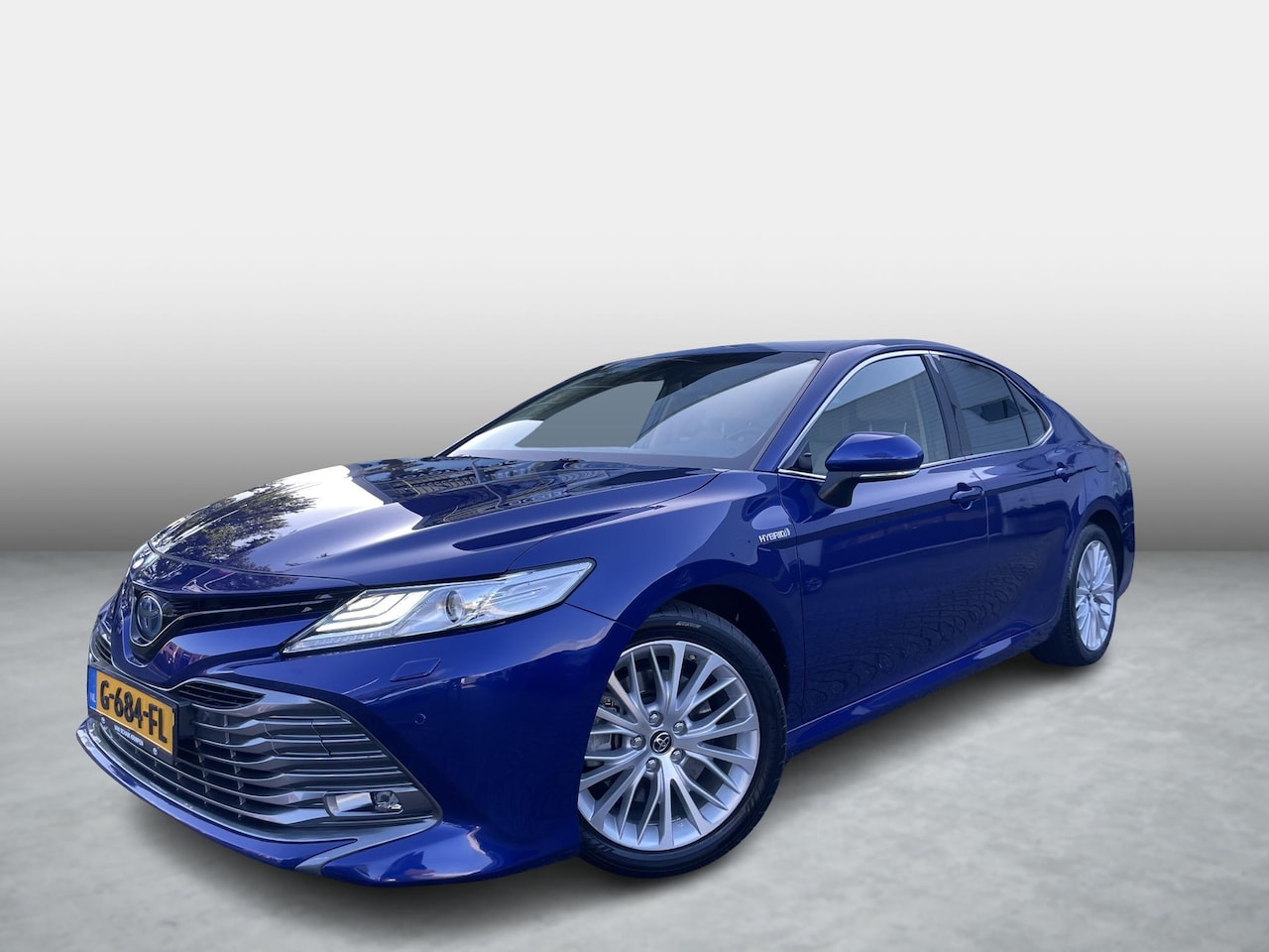 Toyota Camry - 2.5 Hybrid Premium 2.5 Hybrid Premium - AutoWereld.nl