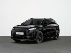 Audi Q4 e-tron - S edition 40 63 kWh 204 pk | Optiekpakket zwart | Privacy glas | Trekhaak | Leder/stof int