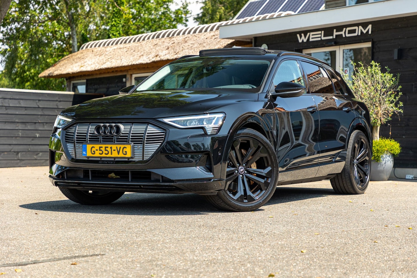 Audi e-tron - E-tron 50 quattro S Line 71 kWh Soh 95% I S Line I Panoramadak I 22" I Adaptive Cruise I L - AutoWereld.nl