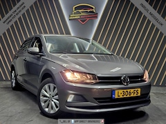 Volkswagen Polo - 1.0 TSI Comfortline Business
