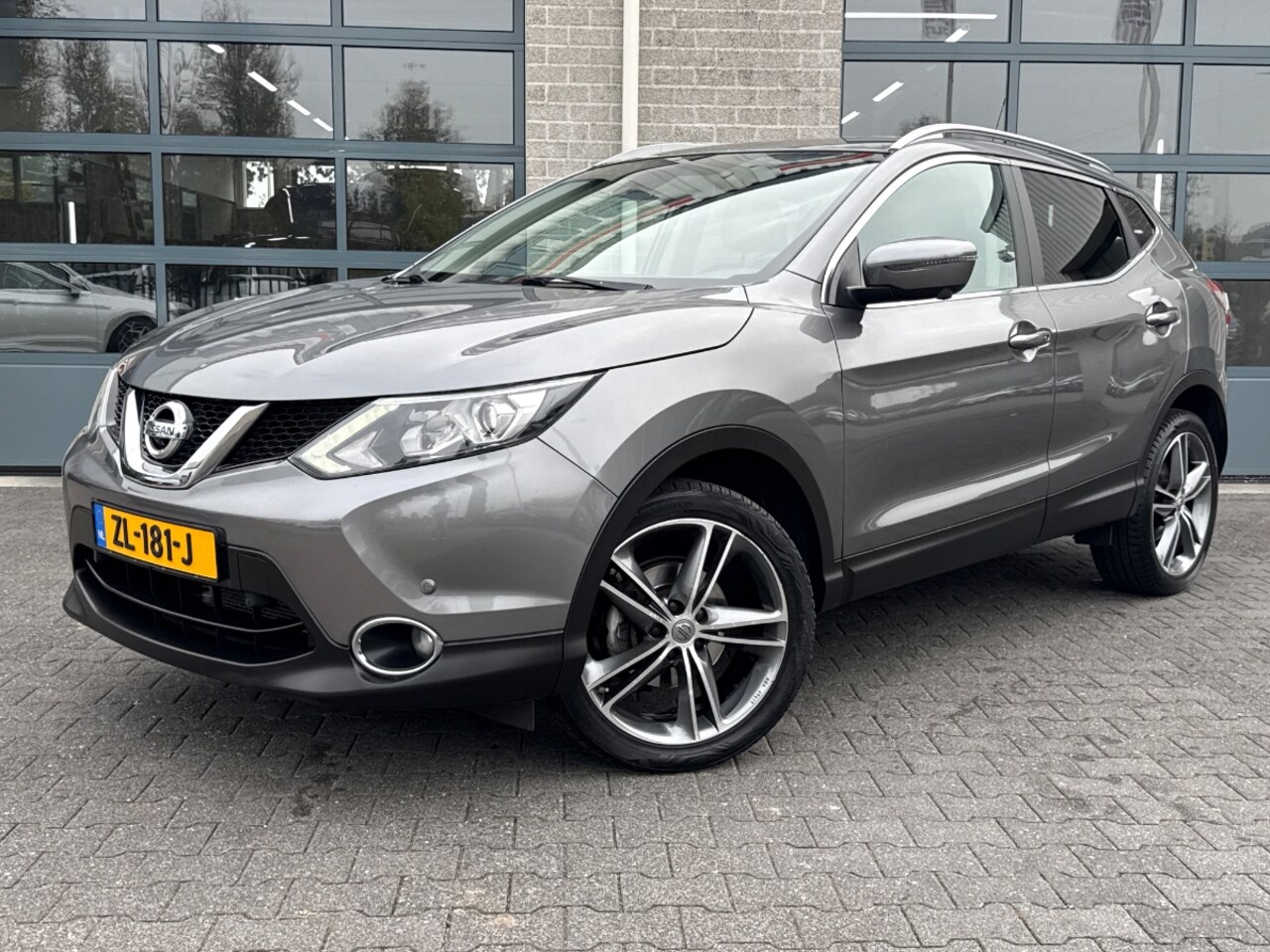 Nissan Qashqai - 1.2 Tekna |TREKHAAK|NIEUWE KETTING| - AutoWereld.nl