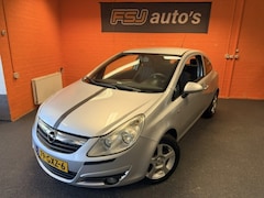 Opel Corsa - 1.2 16V / 3 DEURS / SPORT / PDC / AIRCO