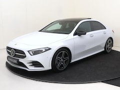Mercedes-Benz A-klasse - 200 Business Solution AMG / Panoramadak / Memory-Stoelen / Night-Pakket / Rij-Assitentie /