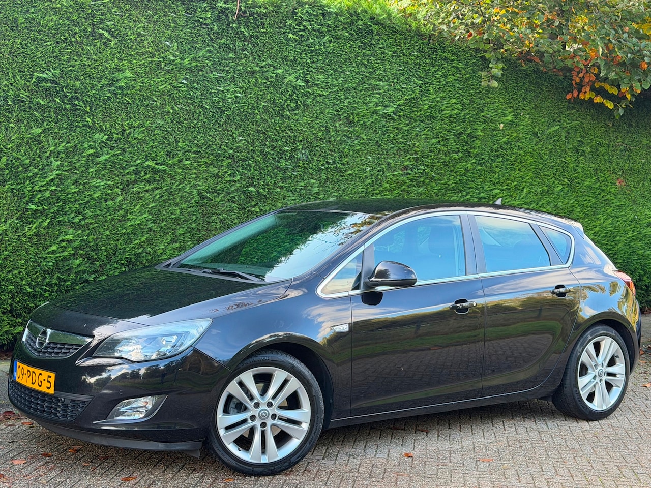 Opel Astra - 1.6 Turbo Sport RIJDTGOED/AIRCO/180PK/APK 3-27 - AutoWereld.nl