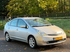 Toyota Prius - 1.5 VVT-i /Navi/Trekhaak/