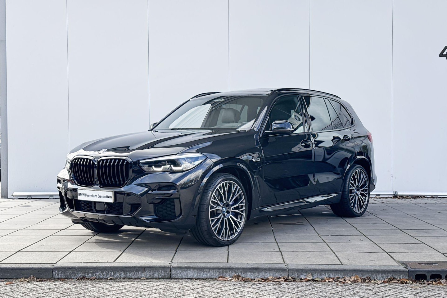 BMW X5 - xDrive45e High Executive M-Sport / Harman Kardon Audio / Parking Assistant Plus / 22 inch - AutoWereld.nl