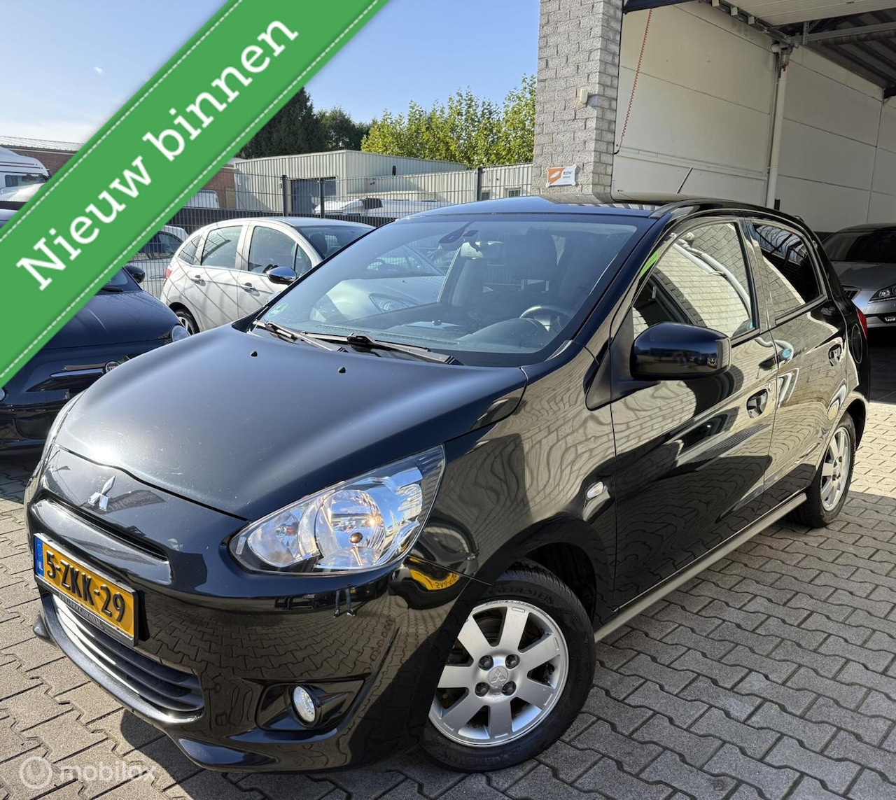 Mitsubishi Space Star - 1.0 Bright / BJ 2015 / 5DRS / Airco - AutoWereld.nl