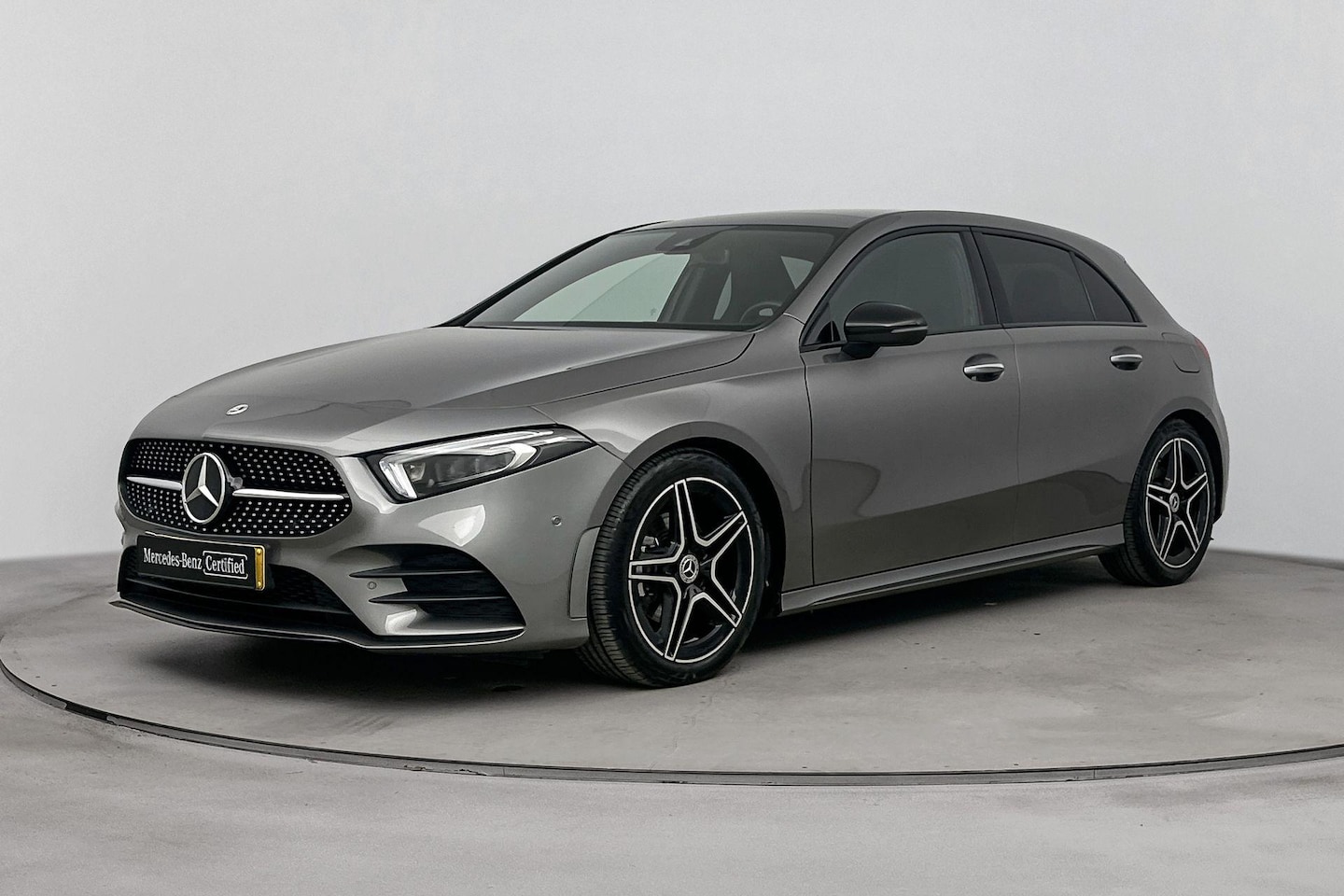 Mercedes-Benz A-klasse - A 180 Automaat AMG Line | Premium Pakket | Nightpakket | Panoramadak | Multibeam LED | Sfe - AutoWereld.nl
