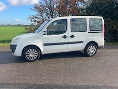 Fiat Doblò - 1.4 Family 7 persoons .APK Nieuw