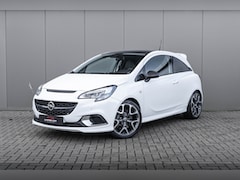 Opel Corsa - 1.6 Turbo OPC 207PK RECARO/CAMERA/LEER/LANE/APK