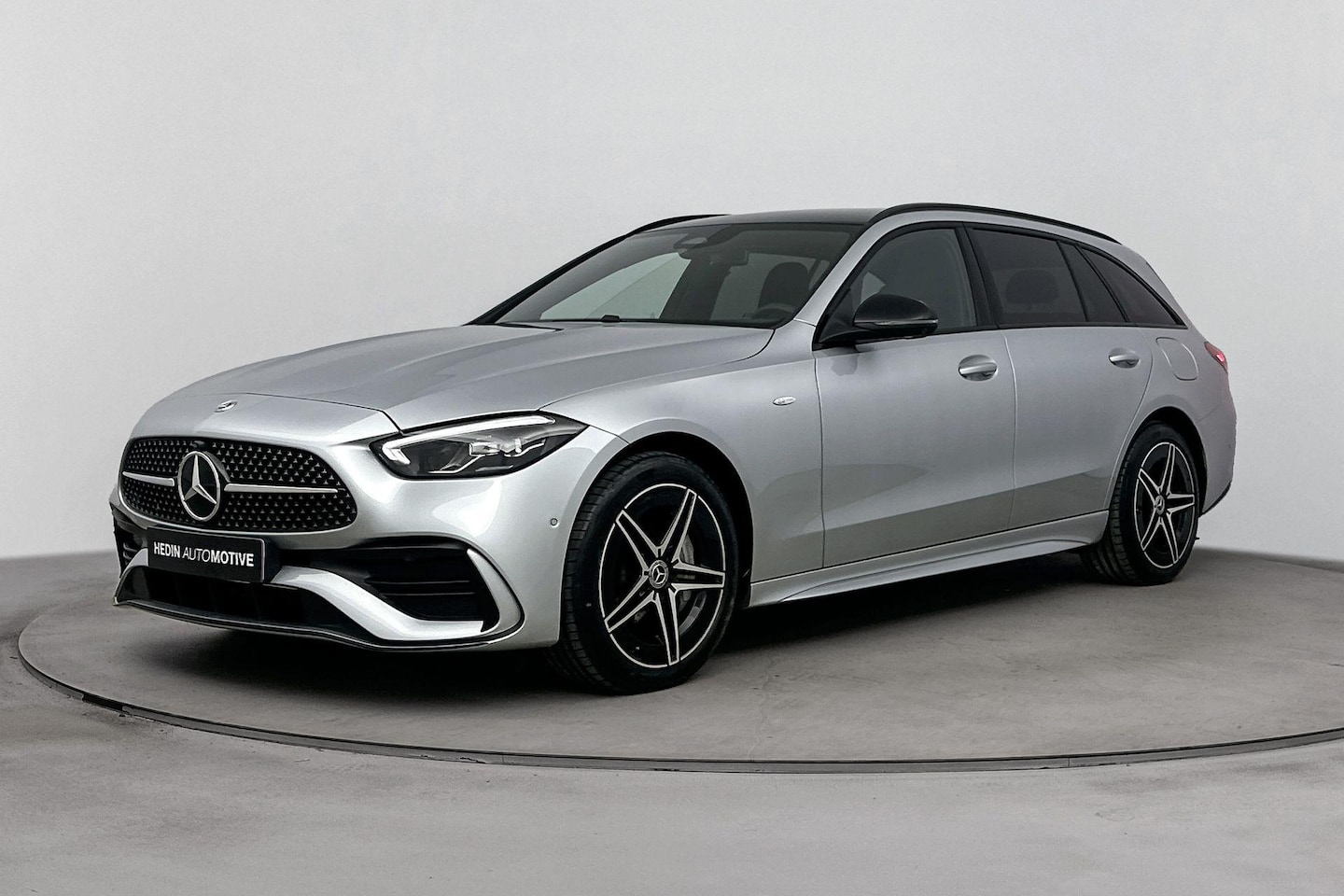 Mercedes-Benz C-klasse Estate - C 300e AMG Line | Nightpakket | Winterpakket | Panoramadak | Distronic | Memory | 360º Cam - AutoWereld.nl