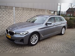 BMW 5-serie Touring - 520i Business Edition Plus Autom Leder Sportst Laser LED Kopl Navi Camera Clima Cruise 2xP