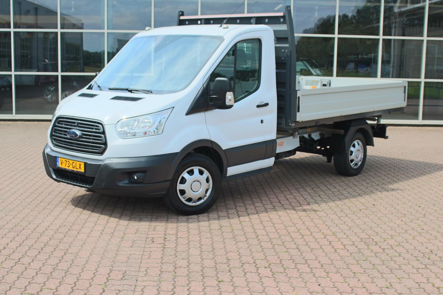 Ford Transit - 350 2.0 TDCI L3H1 Trend DRIE ZIJDIGE KIPPER, Navigatie, Verwarmde voorruit - AutoWereld.nl