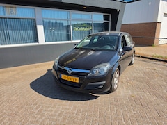 Opel Astra - 1.6 Executive/ TREKHAAK/ APK 11-2027