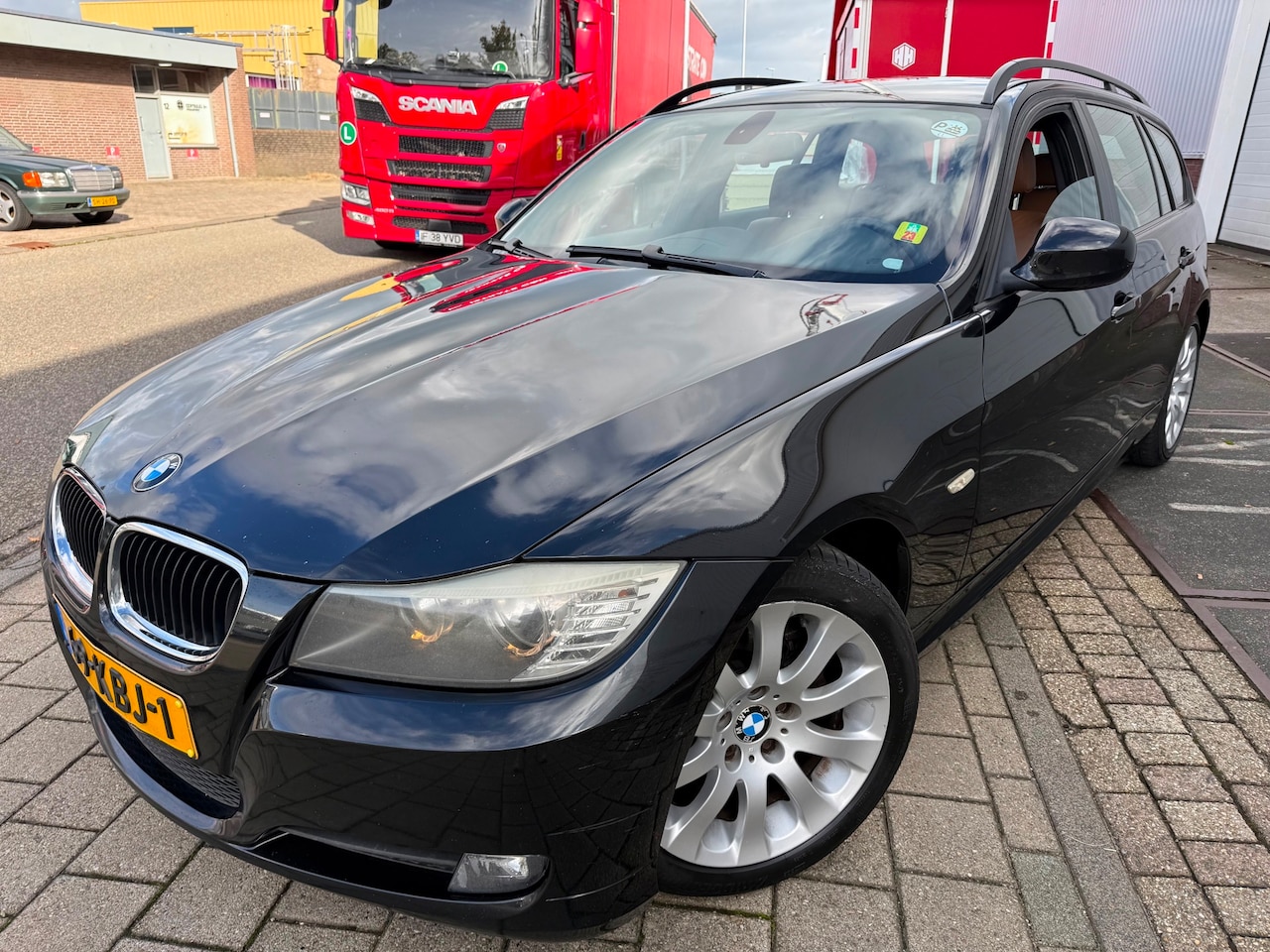 BMW 3-serie Touring - 320d 2009 SPORT LINE LEDER NAP ZEER GOED ONDERHOUDEN - AutoWereld.nl