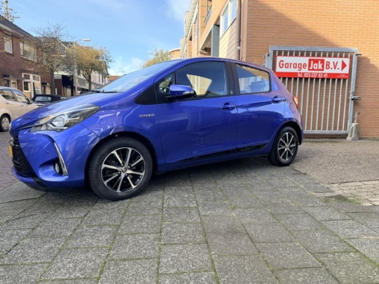 Toyota Yaris - 1.5 Full Hybrid 100pk 5D Aut Dynamic - AutoWereld.nl