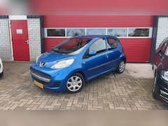 Peugeot 107 - 1.0-12V Sublime NET GROOT OH GEHAD / APK 07-2027 / AIRCO / ELEK RAMEN / NL-AUTO