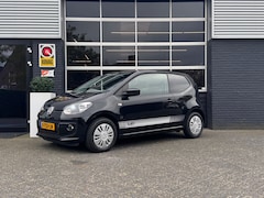 Volkswagen Up! - 1.0 move up BlueMotion, Airco, CarPlay, Stoelverwarming, Radio, APK