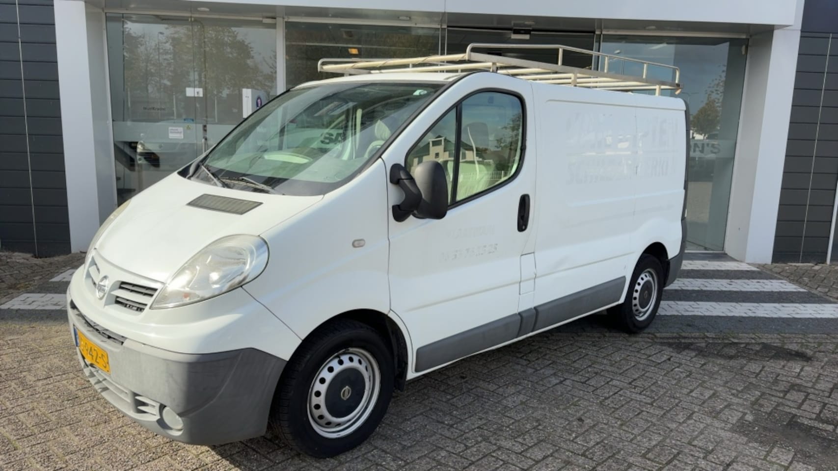 Nissan Primastar - 2.0 dCi L1H1 Bus. - AutoWereld.nl