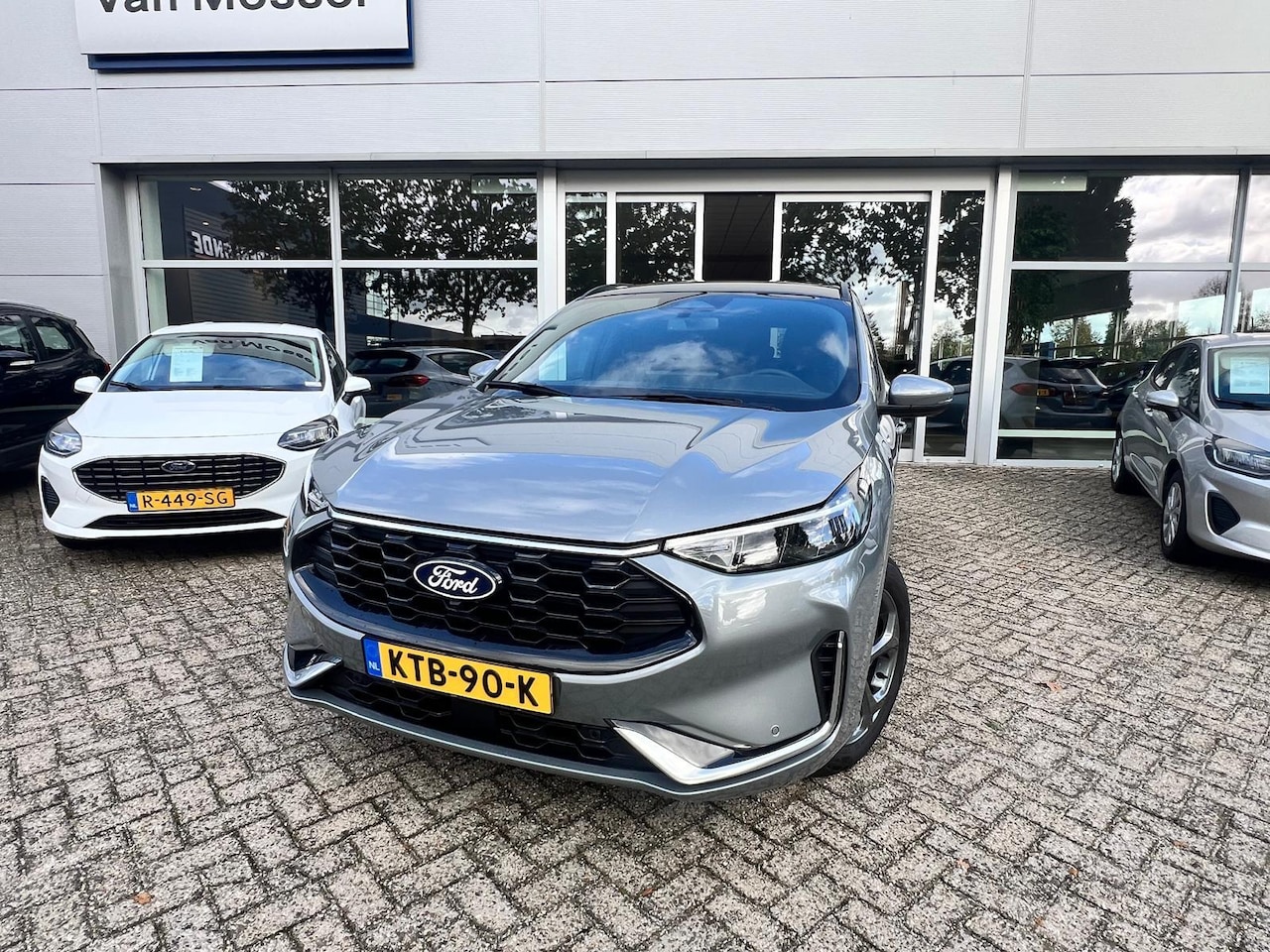 Ford Kuga - 2.5 PHEV ST-Line X | Panoramadak | Afneembare trekhaak | Adaptieve Cruise Control | Stoel- - AutoWereld.nl
