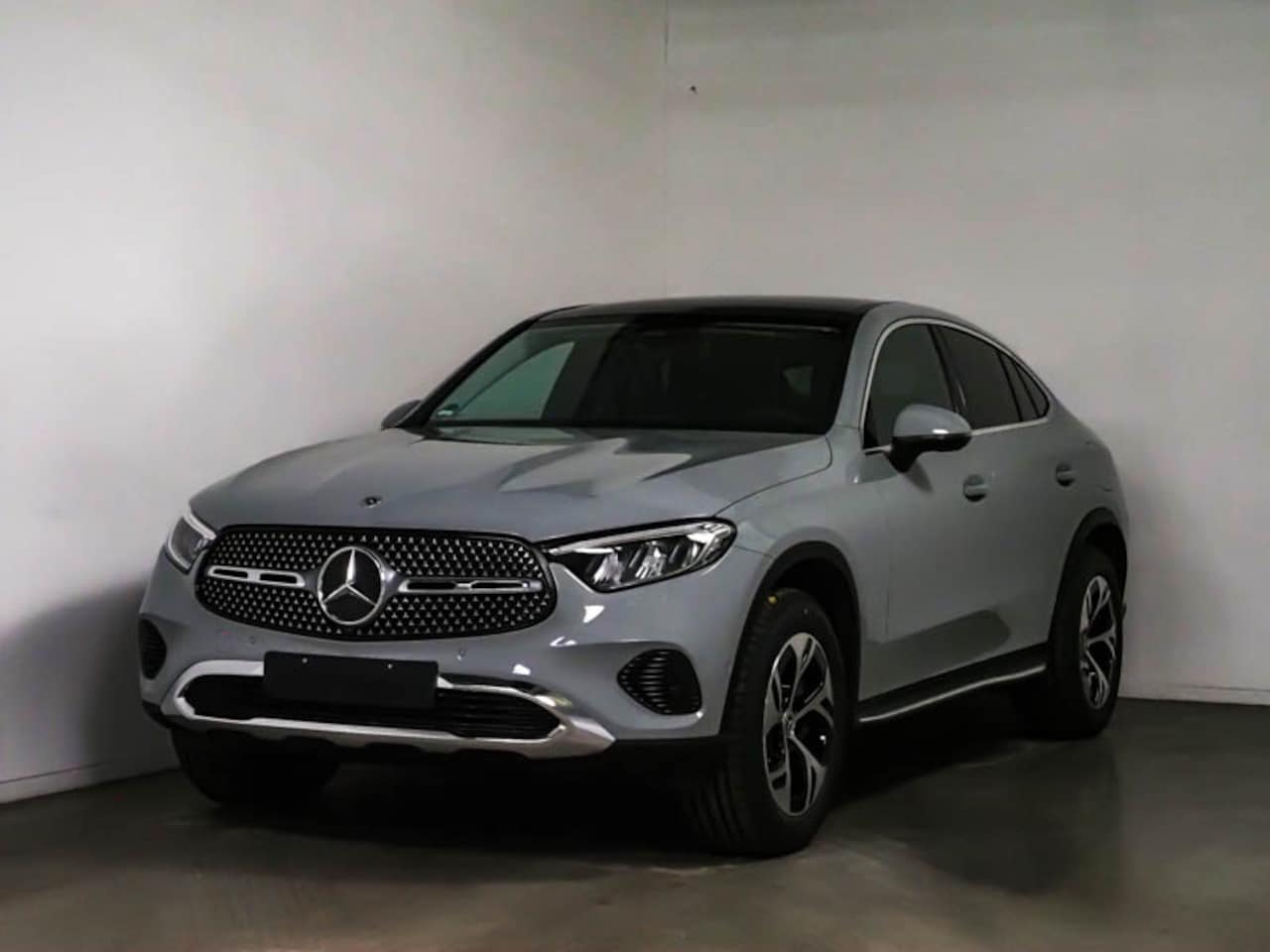 Mercedes-Benz GLC-klasse Coupé - 300 e 4MATIC Plug-In Hybride Panorama Schuif-Kanteldak | Trekhaak | Memory stoelen | Park - AutoWereld.nl