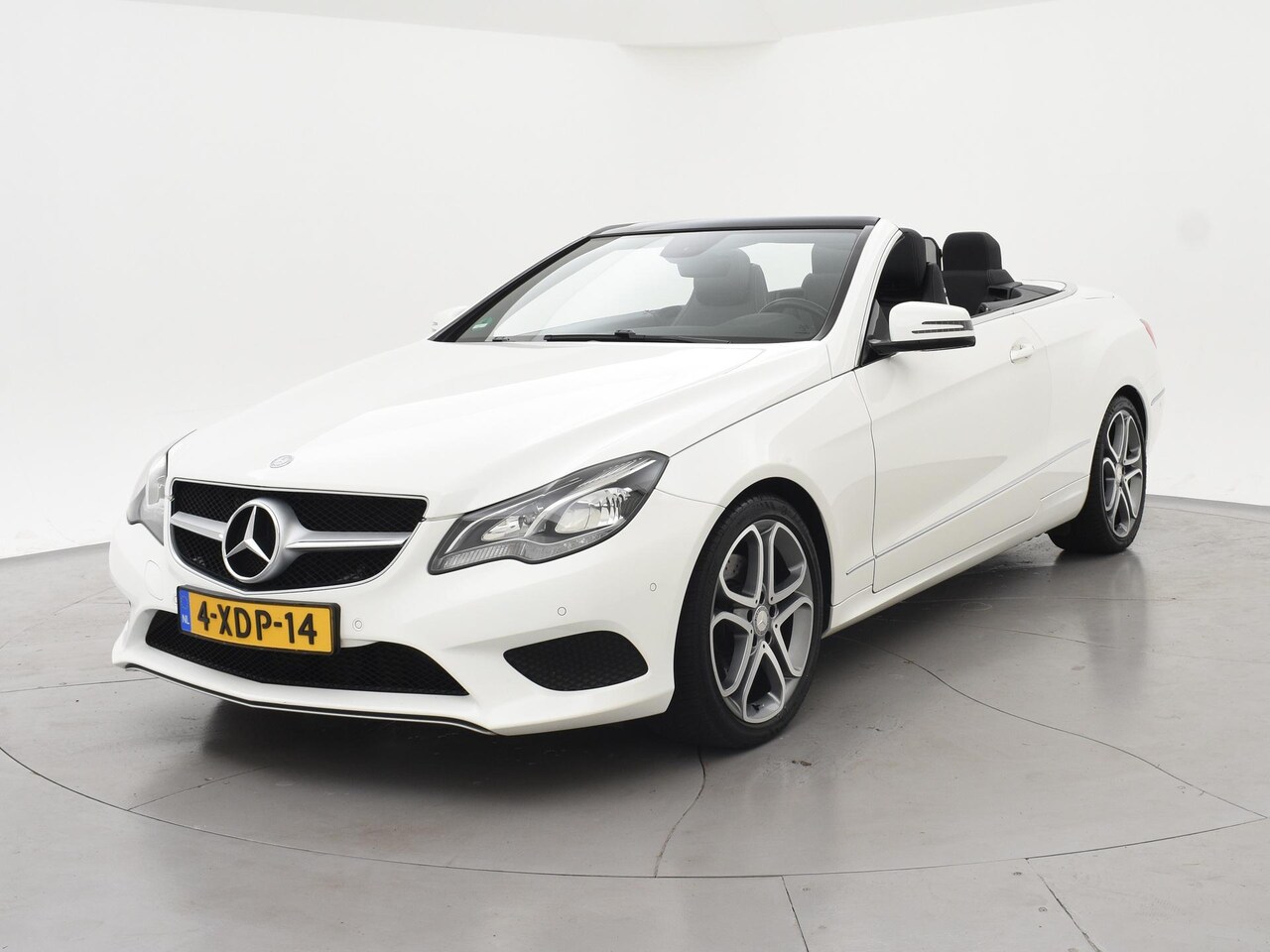 Mercedes-Benz E-klasse Cabrio - 200 AUT. FACELIFT / NIEUW MODEL + AFN. TREKHAAK + NEKVERWARMING | LEDER | LED | STOELVERW. - AutoWereld.nl