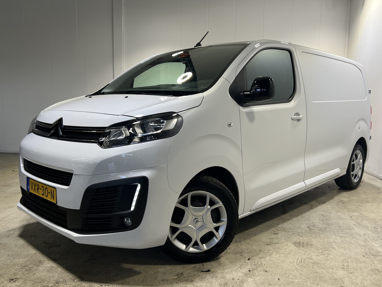 Citroën Jumpy - 1.5 BlueHDI 100 L2 | App Connect | Cruise Control - AutoWereld.nl