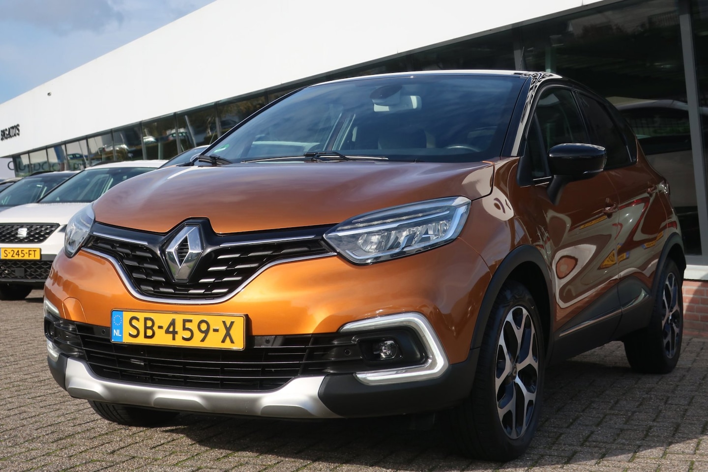 Renault Captur - 0.9 TCe Edition One 2e EIG_LED_LEDER_CAM_KEYLESS_PDC V+A_LMV. - AutoWereld.nl