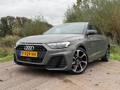 Audi A1 Sportback - 30 TFSI S Line edition one / Automaat / AppleCarplay / Stoelverwarming / Led verlichting /